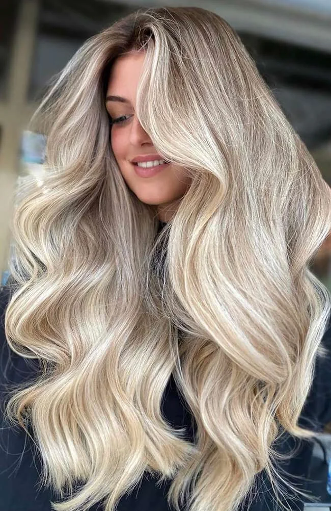 Blonde balayage highlights by Linet K.